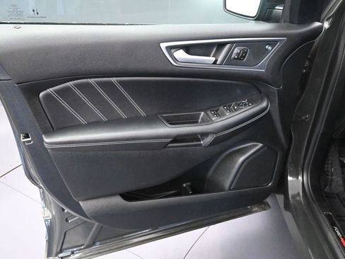 Used 2024 Ford Edge ST w/ Equipment Group 401A image 19
