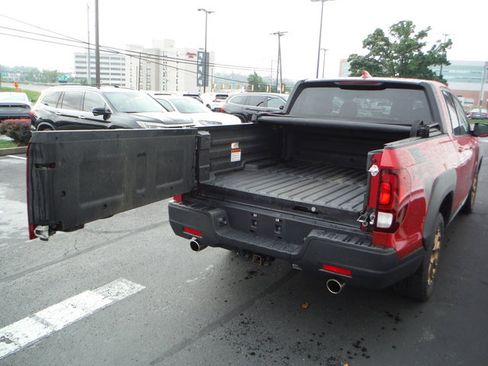 Used 2021 Honda Ridgeline Sport image 17