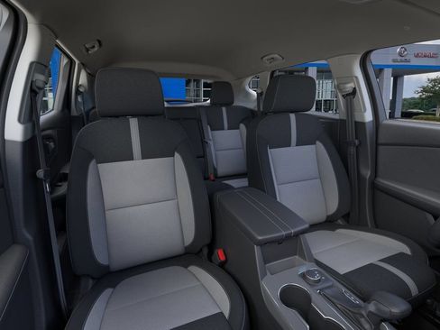 New 2026 Chevrolet Blazer LT w/ Convenience Package FWD image 39