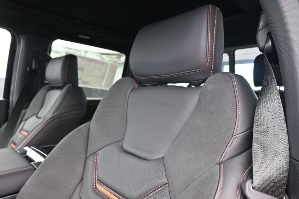 New 2026 Ford F150 Raptor w/ Equipment Group 803A Raptor R AWD/4WD image 21