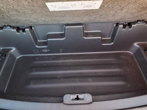 Used 2024 Buick Enclave Premium image 92