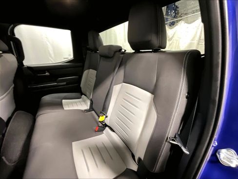 Certified 2025 Toyota Tacoma TRD Off-Road image 15