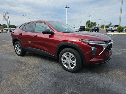 Used 2025 Chevrolet Trax LS