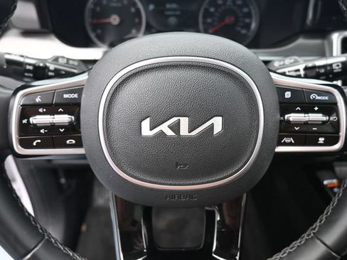 Used 2022 Kia Sorento SX AWD/4WD image 23