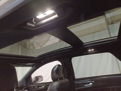 Used 2019 Ford Edge ST w/ Equipment Group 401A image 16