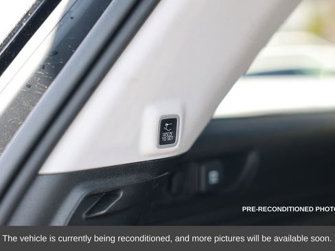 Used 2022 Jeep Grand Cherokee Limited 4xe w/ Luxury Tech Group II image 39