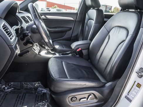 Used 2018 Audi Q3 2.0T Premium Plus w/ Premium Plus Package image 9