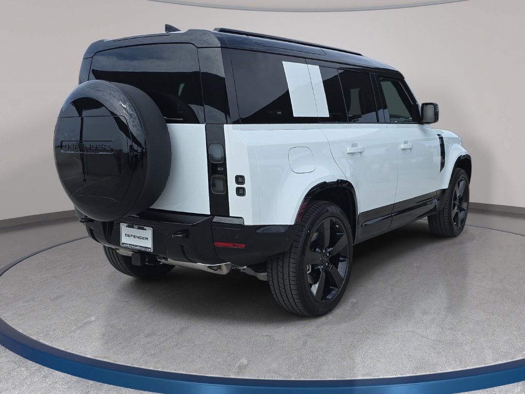 New 2026 Land Rover Defender 110 X-Dynamic SE AWD/4WD image 5
