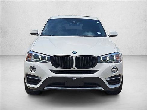 Used 2018 BMW X4 xDrive28i AWD/4WD image 2