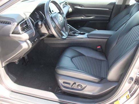 Certified 2024 Toyota Camry SE FWD image 11