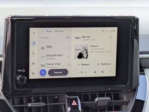 Used 2026 Toyota Corolla SE image 19