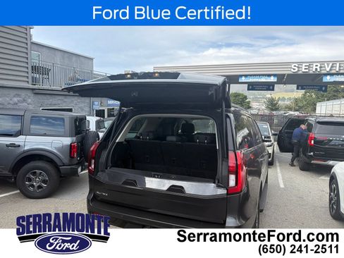 Used 2025 Ford Expedition Active AWD/4WD image 8