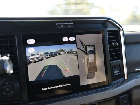 New 2026 Ford F250 Platinum w/ Platinum Plus Package image 35