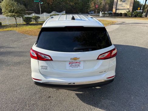 Used 2018 Chevrolet Equinox LT image 5