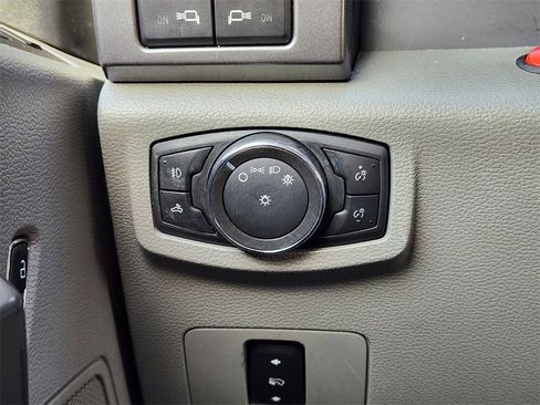 Used 2022 Ford F250 XLT w/ XLT Premium Package image 22