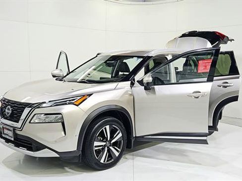 Certified 2023 Nissan Rogue Platinum FWD image 30
