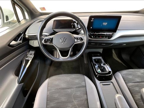 Certified 2022 Volkswagen ID.4 Pro image 4