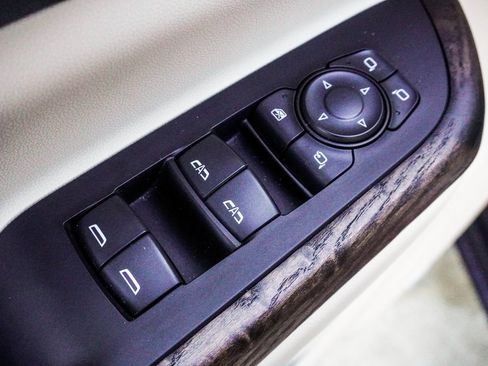 Used 2023 GMC Acadia Denali w/ Denali Ultimate Package image 40