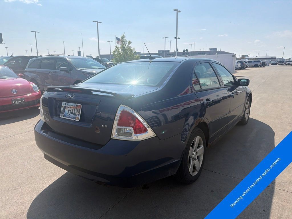 Used 2007 Ford Fusion SE FWD image 4