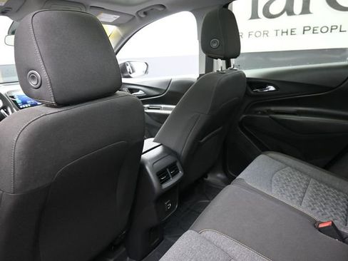 Used 2022 Chevrolet Equinox LT FWD image 23