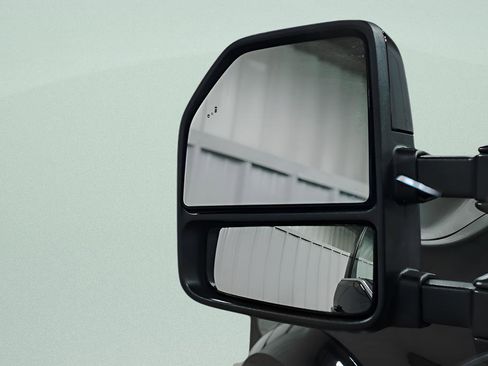 Used 2025 Ford F450 King Ranch image 38