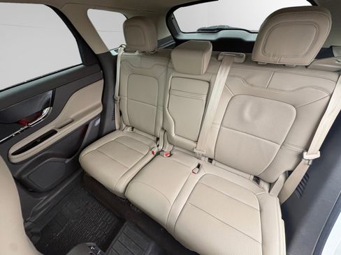 Certified 2024 Lincoln Corsair Reserve w/ Equipment Group 202A image 13