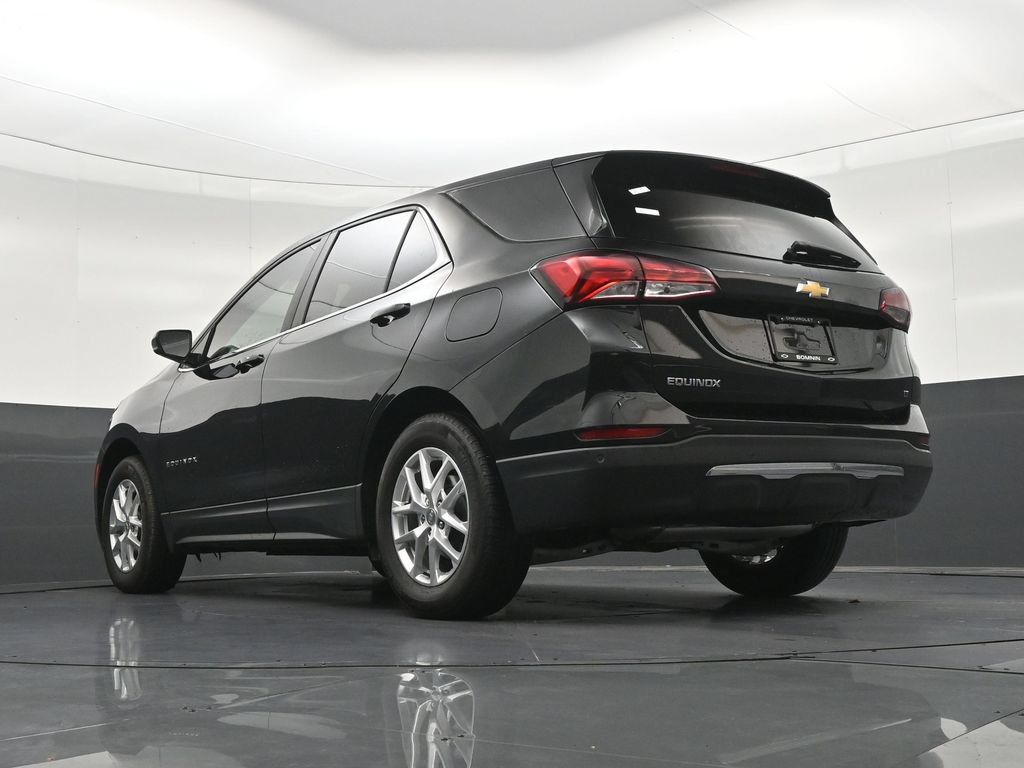 Used 2024 Chevrolet Equinox LT FWD image 25