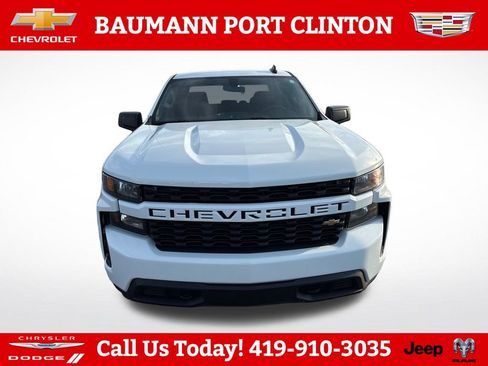Used 2020 Chevrolet Silverado 1500 Custom w/ Custom Value Package AWD/4WD image 9