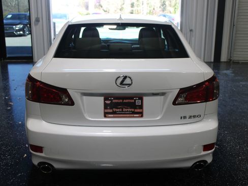 Used 2013 Lexus IS 250 image 3