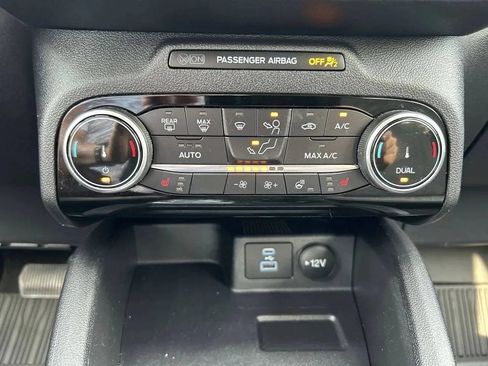 Used 2022 Ford Escape SE w/ Convenience Package AWD/4WD image 17