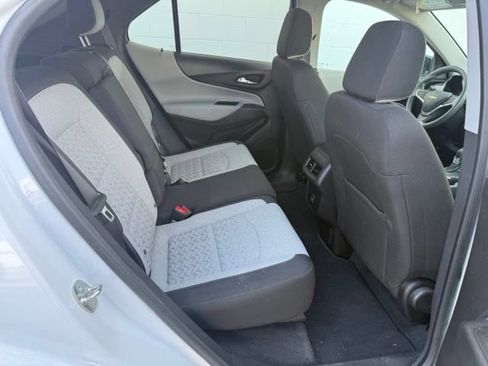 Used 2023 Chevrolet Equinox LS w/ LS Convenience Package FWD image 10