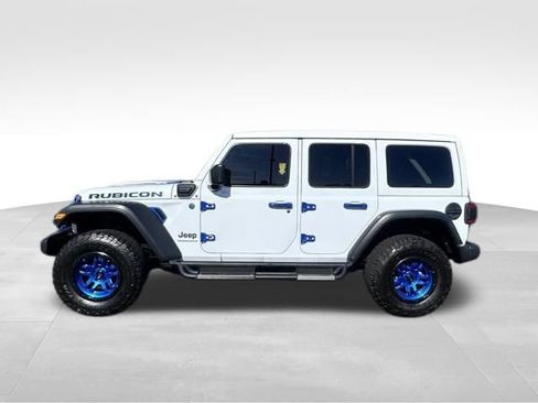 Used 2023 Jeep Wrangler Unlimited Rubicon 4xe w/ Cold Weather Group AWD/4WD image 3