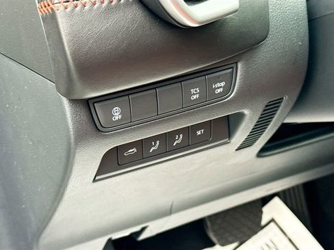 Certified 2025 MAZDA CX-50 Meridian Edition w/ Apex Package image 13