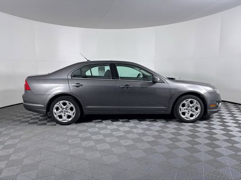 Used 2010 Ford Fusion SE image 12