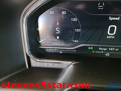 Used 2024 GMC Sierra 1500 AT4 w/ Technology Package image 18