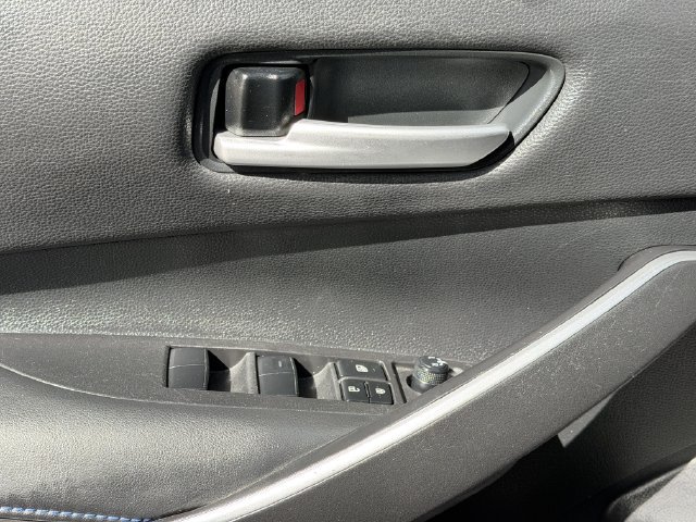 Used 2022 Toyota Corolla SE FWD image 21