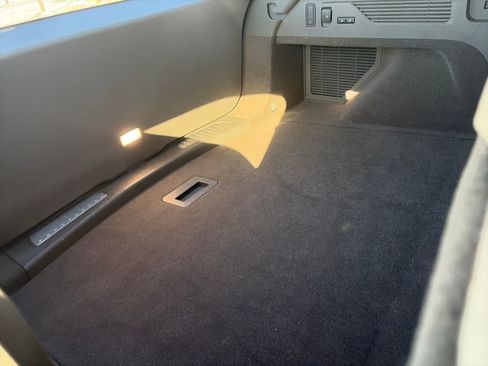 Used 2025 Lincoln Nautilus Premier w/ Equipment Group 102A image 37