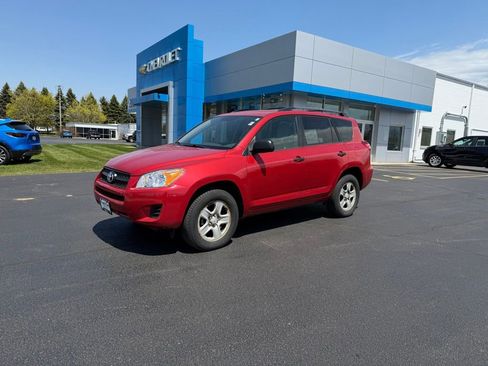 Used 2012 Toyota RAV4 4WD w/ Value Pkg image 2