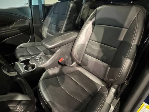 Used 2021 GMC Terrain SLT w/ Infotainment Package II FWD image 17