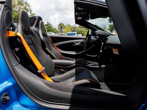 New 2026 McLaren Artura Spider RWD image 53