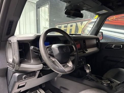 Used 2021 Ford Bronco 4-Door w/ Sasquatch Package image 5