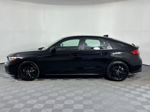 Used 2025 Honda Civic Sport image 2