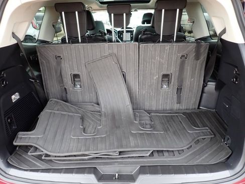 Certified 2023 Subaru Ascent Limited w/ Technology Package image 8