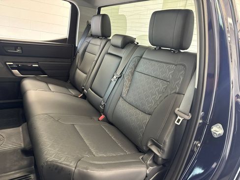 Used 2024 Toyota Tundra Limited AWD/4WD image 37