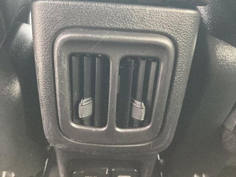 Used 2021 Jeep Compass Latitude image 20