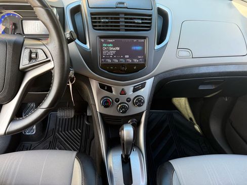 Used 2016 Chevrolet Trax LT w/ LT Convenience Package image 31