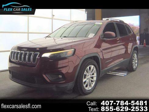 Used 2019 Jeep Cherokee Latitude Plus image 1