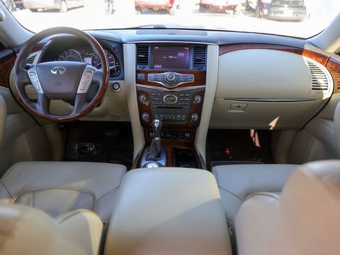 Used 2017 INFINITI QX80 4WD w/ Deluxe Technology Package image 29