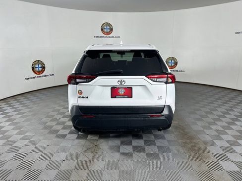 Used 2025 Toyota RAV4 LE AWD/4WD image 17