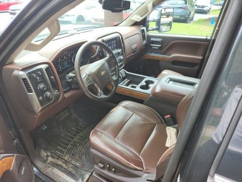 Used 2019 Chevrolet Silverado 3500 High Country w/ Duramax Plus Package AWD/4WD image 7